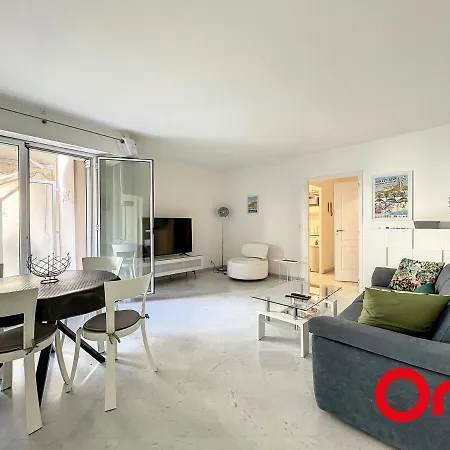 Proche Plages Avec Piscine, Sauna, Parking Et Climatisation - Fr-1-647-23 Lägenhet Menton