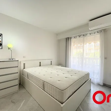 Proche Plages Avec Piscine, Sauna, Parking Et Climatisation - Fr-1-647-23 Lägenhet *