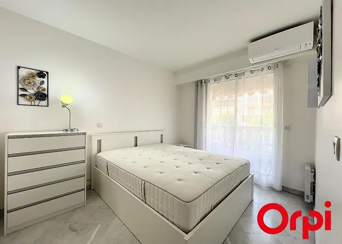 Proche Plages Avec Piscine, Sauna, Parking Et Climatisation - Fr-1-647-23 Apartment *